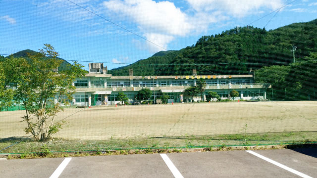 閉校した小学校を改築した陸前高田市の宿泊所「二又復興交流センター」に宿泊！【岩手の旅#1】