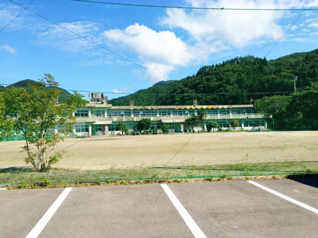 閉校した小学校を改築した陸前高田市の宿泊所「二又復興交流センター」に宿泊！【岩手の旅#1】