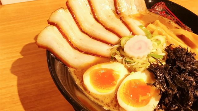 超超超〜っ濃厚な「神仙」の豚骨醤油ラーメンを実食！そして未開の地に足を踏み込む