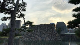 【必見】高松城跡（玉藻公園）は〇〇のエサやりを体験できる【香川の旅#9】
