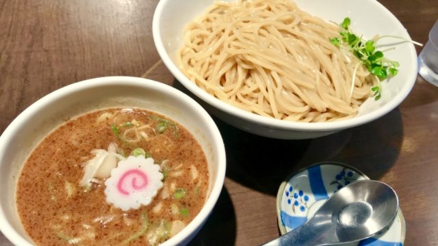 駒場東大前駅「つけめん駒鉄」を食す。良い意味で見た目を裏切るあっさり味