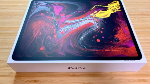iPad Pro 12.9 2018モデル三種の神器が予約1ヶ月後にやっと到着（とりあえず開封）