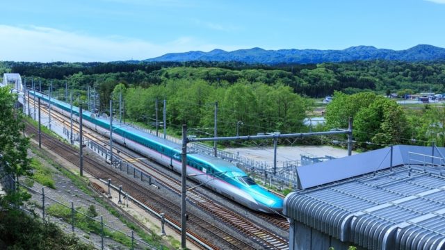 新幹線無料公衆Wi-Fiの無料コンテンツ配信サービスは"ダメリーマン"補完計画？