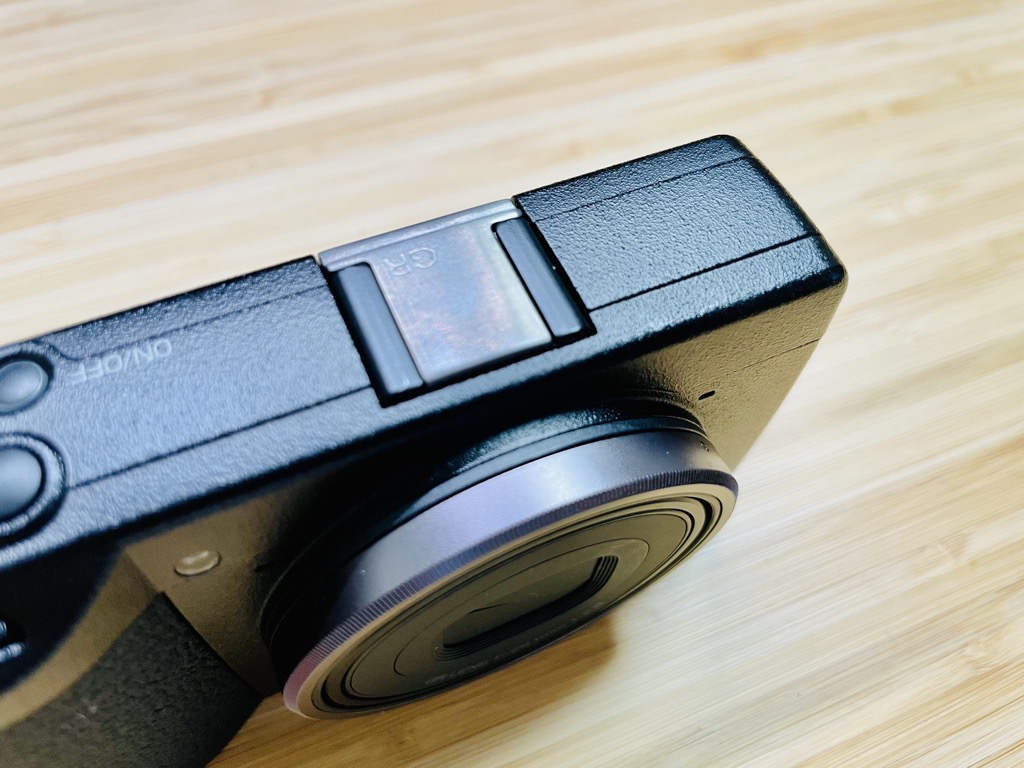 【美品】RICOH GR III(GR3) 必須アクセサリ付き